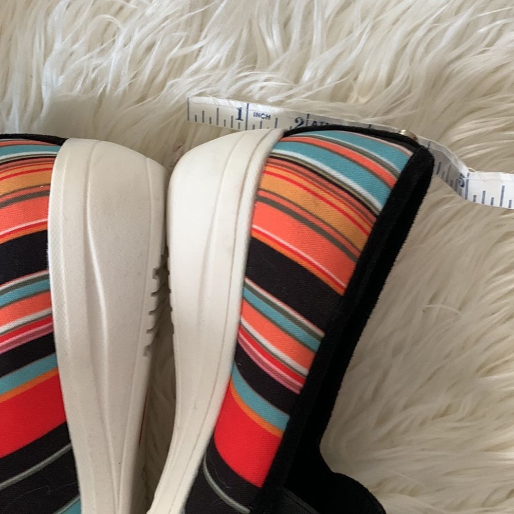 NWOT AK Sport Slip-on Shoes - Picture 8 of 8